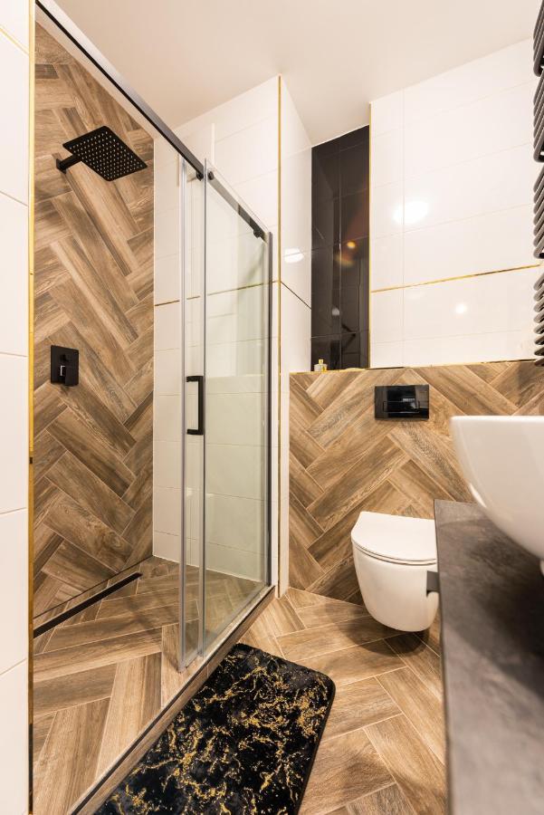 Flatbook - City Center Apartments Waterlane Vintage With Gym Γκντανσκ Εξωτερικό φωτογραφία
