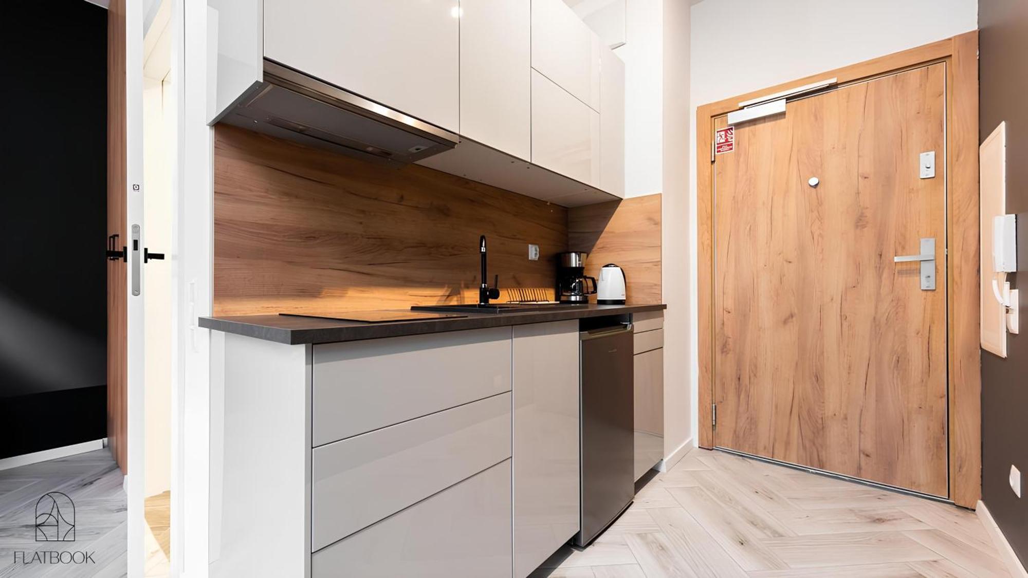 Flatbook - City Center Apartments Waterlane Vintage With Gym Γκντανσκ Εξωτερικό φωτογραφία